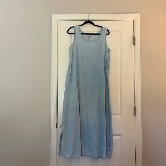 Vintage Jennifer Moore Women’s 100% Cotton Light Blue Denim Maxi Dress - Picture 2 of 9